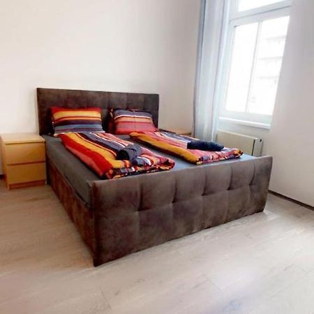 וינה Private Room In Shared Apartment Pr4-9 מראה חיצוני תמונה